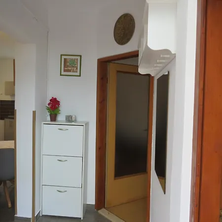 Local Family A3 Apartment *