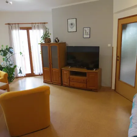 Local Family A3 Lägenhet Fažana