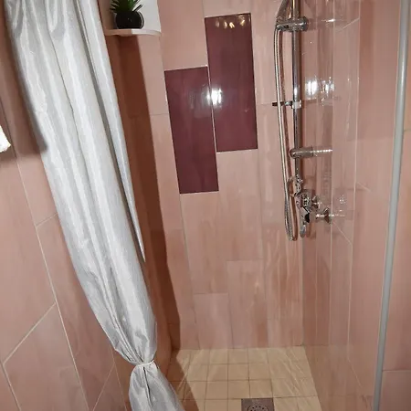 Local Family A3 * Fažana